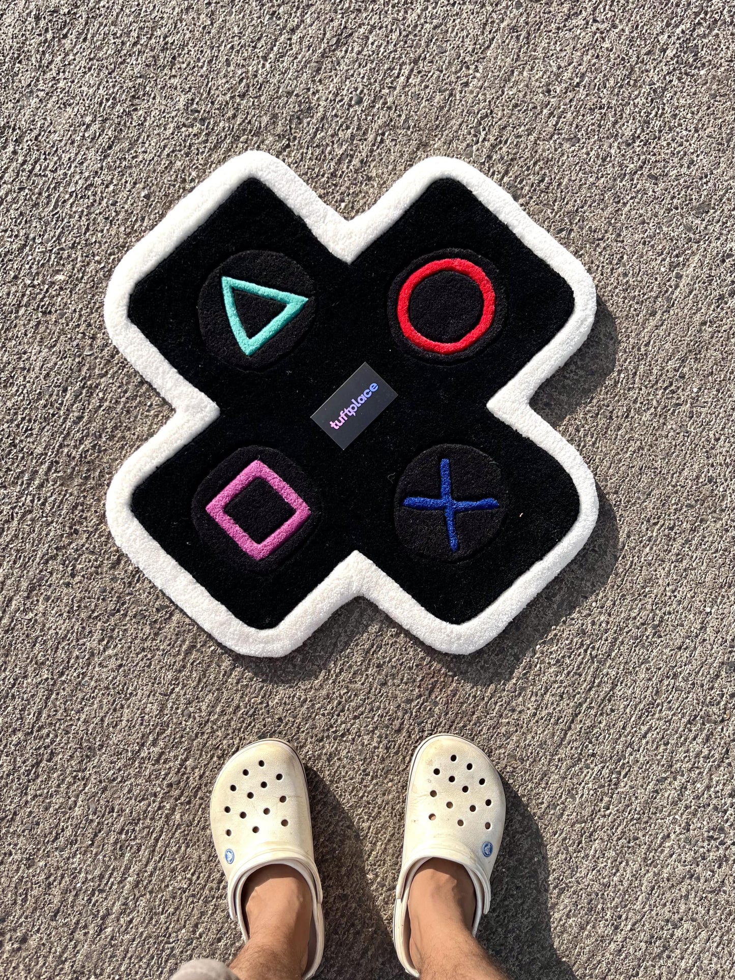 PS Buttons Custom Rug by Tuftplace