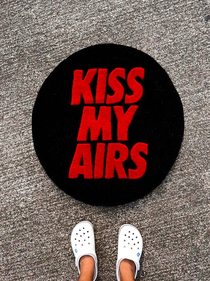 Kiss My Airs Circle Custom Rug by Tuftplace