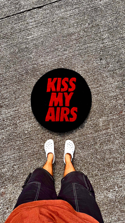 Kiss My Airs Circle Custom Rug by Tuftplace