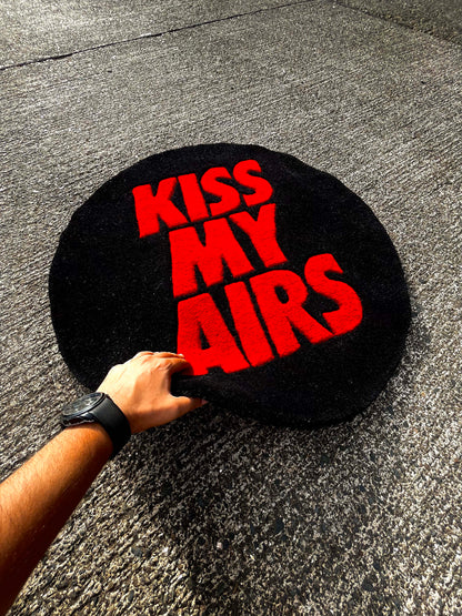 Kiss My Airs Circle Custom Rug by Tuftplace